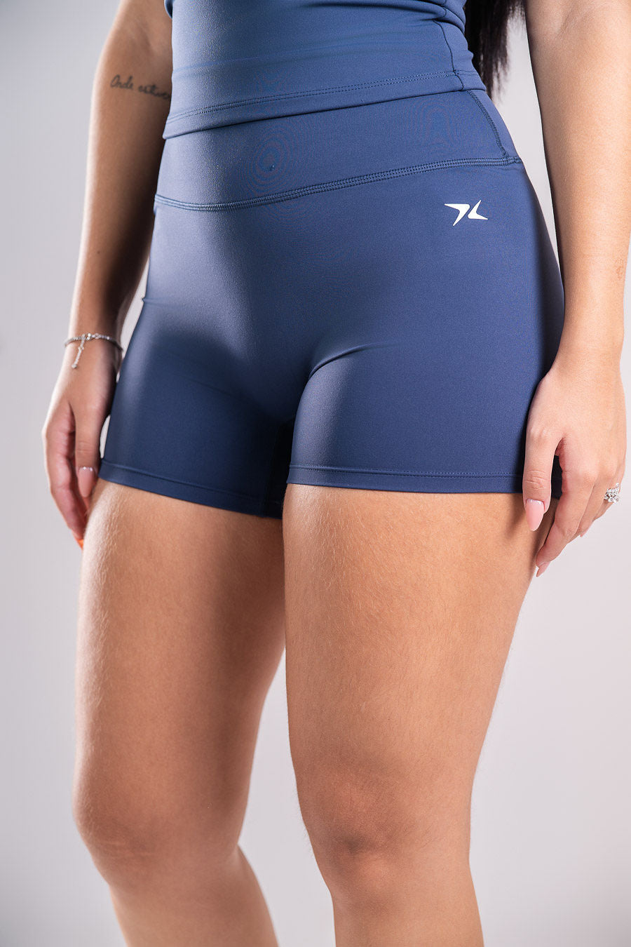 Elevate Seamless Short - Azul Marinho